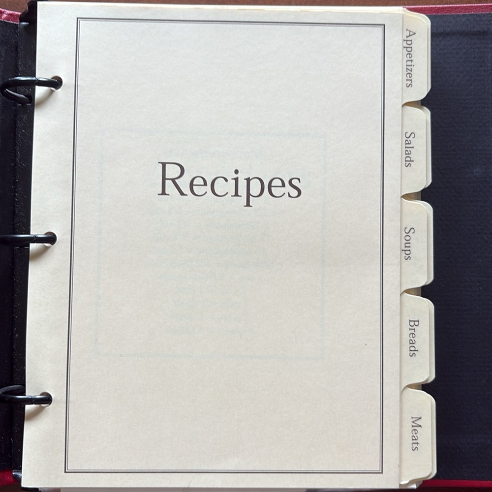 New -Gallery Leather Red Recipe Organizer - Picture 4 of 8